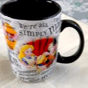DISNEY ALICE IN WONDERLAND MUG/CUP